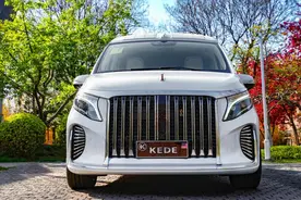 百万级MPV，克蒂雪堆白MH7，搭载2.0T+9AT图片