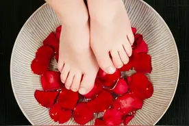 中药吃完，药渣可以泡脚图片