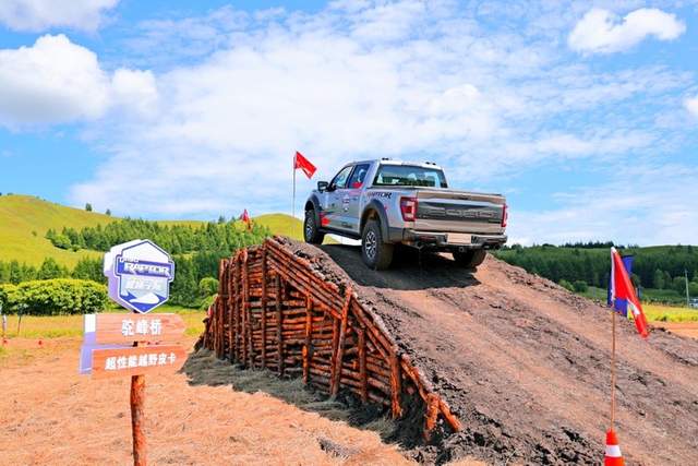 全新一代福特F-150猛禽 野起来有多爽
