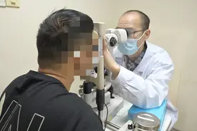 一块铁屑在眼中藏匿半年，武汉一36岁男子视力近乎失明图片