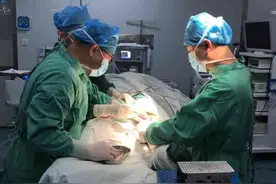 男性割包皮真的好吗？23岁男子分享自身经历：割包皮，不疼是假的图片