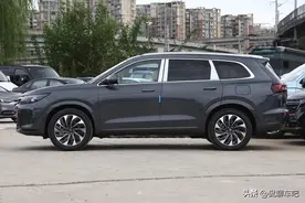 试驾问界M7，这辆赛力斯旗下中大型SUV好开吗？图片