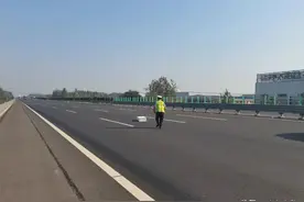 高速行车中遇到障碍物咋办？看这儿！图片