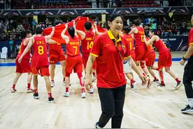 中国U18女篮VS澳大利亚，没有一丝优势，李昕需“出奇”制胜图片
