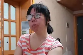 13年安徽女医博士怀孕时瘫痪，被老公抛弃，7年后靠自己逆风翻盘图片