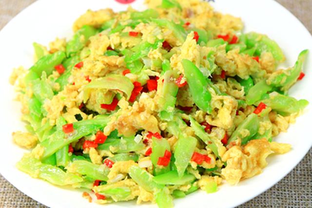 “七月中、腊月半，老人过得心胆颤”，为啥？这6种食物或可缓解