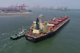 吨位大过美航母6倍，中国造世界最大散货船，船舶生产从此领先图片