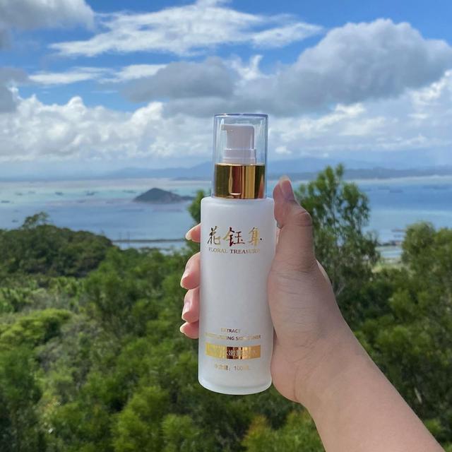 闭眼都不会入错的化妆水，强效补水润肤，镇静舒缓，让肌肤零负担