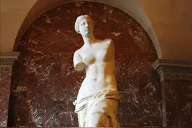 高贵的单纯，静穆的伟大——美神维纳斯雕像赏析（雕塑美学随笔）图片