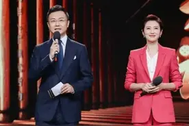 与前夫丁克8年，二嫁“央视名嘴”刚强，41岁高龄产子，春妮的人生“刚刚好”图片