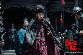 看似亮点实际却是最大败笔，电影《满江红》秦桧朗诵满江红图片