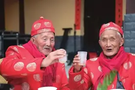 丹麦科学家预测：人类寿命可能会超过200年，这究竟是不是好事？图片