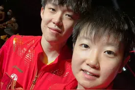 当王楚钦叫了一声莎莎后，全场沸腾了，发生了什么？图片