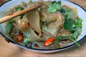 麻酱宽粉的家常做法，宽粉不用泡，煮至透明，芝麻酱香浓郁，好吃图片