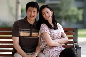 “准亲家”交往，要做到五不谈，越不谈越能促成儿女的婚姻图片