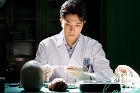 彭冠英：演员终其一生，都是在拿捏亲近感和陌生感的配比图片