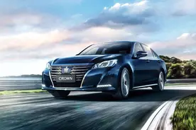 十五代皇冠将引入国内？背后原因是：这车滞销了图片