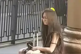 深圳流浪女孩身份被曝光，穿着时髦却没有牙齿，遭遇让人细思极恐图片