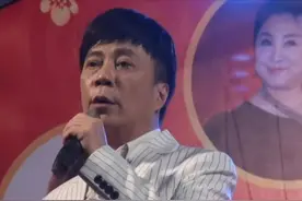 67岁台湾歌手到福建农村走穴，出场费少得可怜，被嘲“60线明星”图片