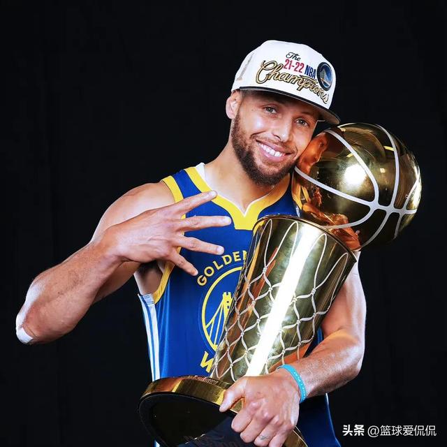 数以万计的粉丝,也带动了勇士球迷群体数量的增加,自勇士2015年夺冠后