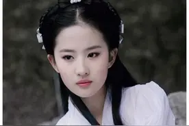 “神仙姐姐”刘亦菲的上位史：她的故事远比你想得更心酸图片