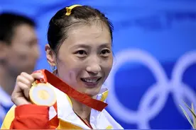 “羽坛皇后”张宁：再婚后挺大肚子带队夺冠，如今年近50仍显活力图片