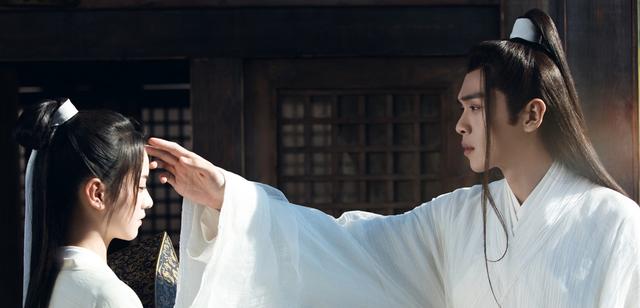 ѩ�к����н�֣�11λ���ɣ��仨��ѧ����б�����ܣ����������