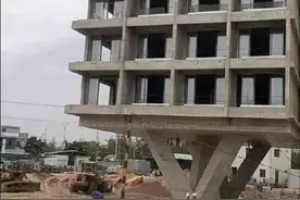 原来数学真的有用，这是三角形具有稳定性图片