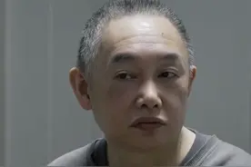 “大老虎”敛财无数，四点打篮球半夜打麻将，行贿者直呼受不了图片