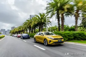 上市优惠2.3万 还赠保养喷漆！新起亚K3放飞价8.99万元起图片