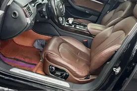 大哥20万买了辆当年售价100万的奥迪A8，含泪又花10万翻新才能开图片