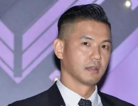 港媒曝范玮琪王力宏4人激情视频！画面全裸辣眼，周杰伦早有暗示