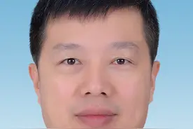 十八大以来增城区历任区委书记图片