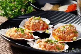 蒸扇贝时，直接上锅蒸就“废了”，教你正确做法，扇贝鲜嫩不回缩图片