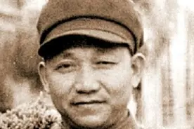 陈光被中央委员除名，毛主席耐心告知其中缘故，七大为何历经坎坷图片