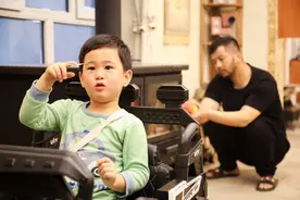 《爸爸当家2》李承铉自曝曾对Lucky发火，说带孩子比工作累得多！图片