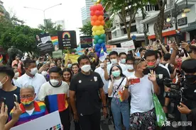 泰国曼谷举行首届骄傲月庆典活动，市长查察参与其中图片