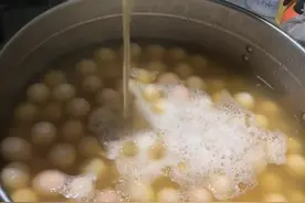 浙江东阳“童子尿煮蛋”公开网售：当地人称能防中暑，有幼儿园特意存尿图片