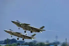 歼20参加长春航展有惊喜，三个“首次公开”，证明战斗力超越美俄图片