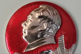 毛主席像章•渡江战役图片