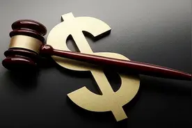 当银行存款取不出来，储户们该如何应对？图片