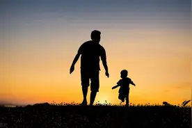 赞美父亲的名句伟大的父爱（爸爸，我爱你）图片