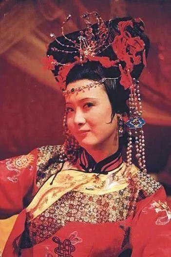 演员柏寒：丈夫意外离世，她又患癌，留下儿子给海清养