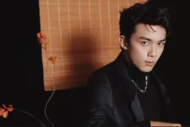 北电2022届表演系本科毕业照曝光，吴磊因参加社会实践延毕！图片