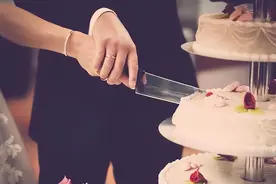 人到中年，女人为什么分房睡？一位50岁女人说了大实话图片