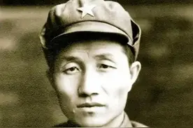 四野四位兵团司令员，一个大将两个上将，剩下一位未授衔成副国级图片