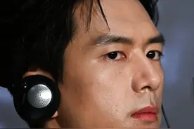 李现戛纳生图曝光！邋遢，油腻，法令纹严重显疲态！五官各丑各的图片