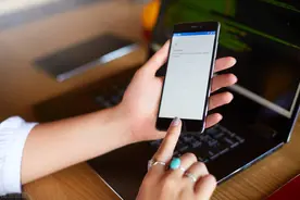 教你把手机上的软件隐藏起来，再也不用怕别人乱翻我们的手机图片