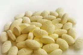 什么时间吃钙片，补钙效果好？提醒：正确补钙，牢记2个原则图片
