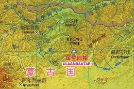 肯特山脉西侧的乌兰巴托城图片